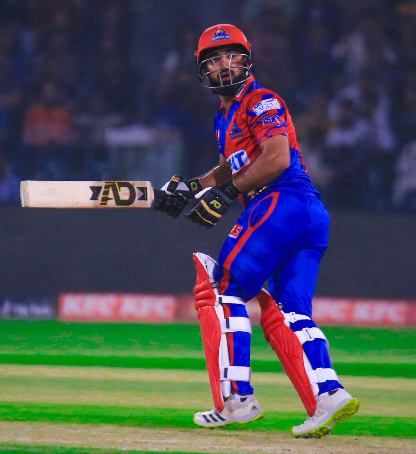 Tayyab Tahir swats one away, batting action cricket wallpaper