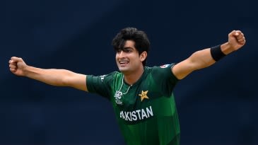 Naseem Shah and Faheem Ashraf Break Records in Groundbreaking PSL Auction Naseem Shah and Faheem Ashraf Break Records in Groundbreaking PSL Auction