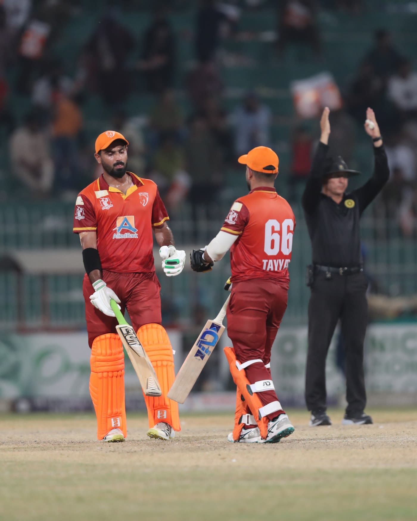 Hussain Talat and Tayyab Tahir added 157 for the fourth wicket, partnership record cricket wallpaper