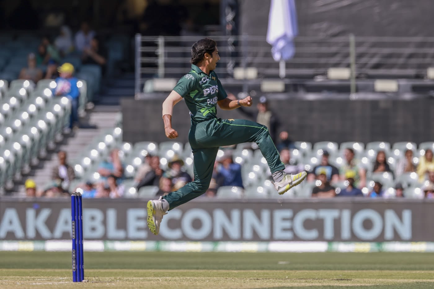 Mohammad Hasnain takes flight after dismissing Steven Smith, cricket celebration hd pic