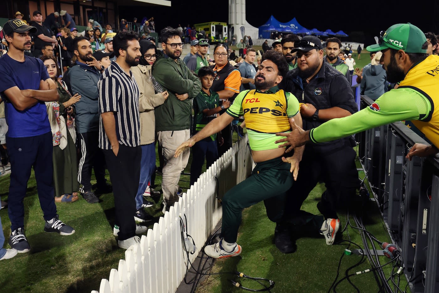 Khushdil Shah was unhappy reportedly because of some comments from the crowd, emotional reaction cricket pic