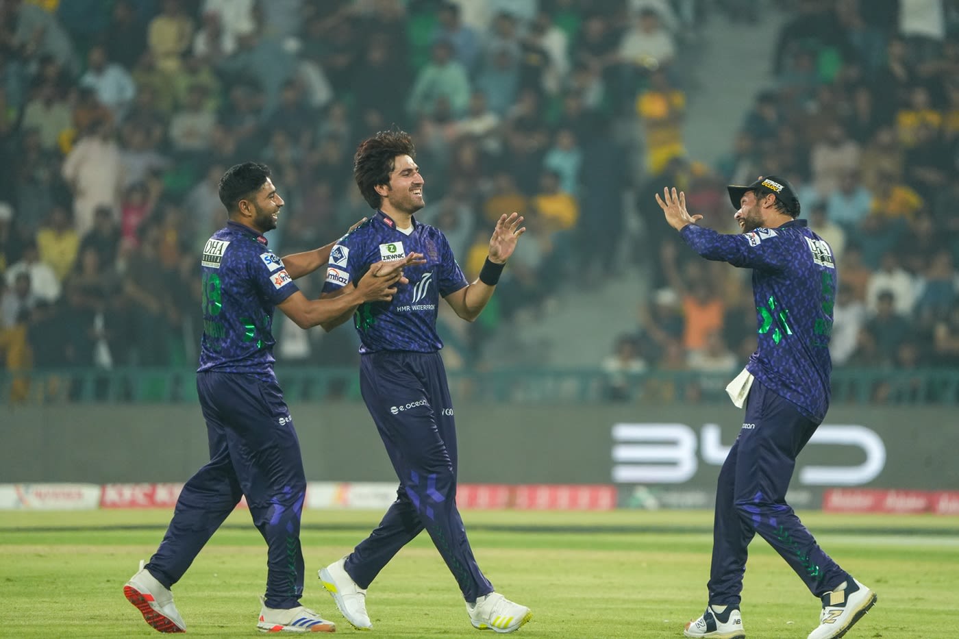 Mohammad Wasim cleaned up Tom Kohler-Cadmore's stumps, cricket bowling hd pics