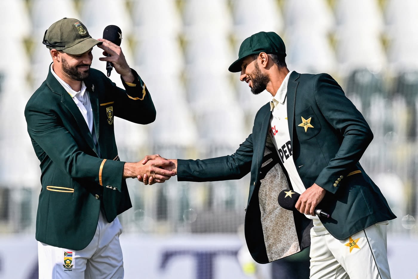 Aiden Markram and Shan Masood at the toss, match start pic