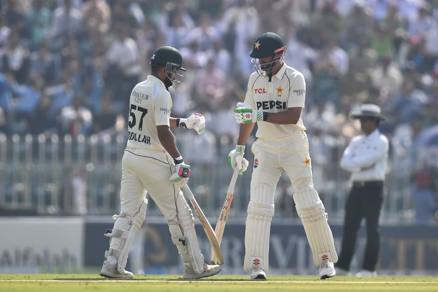 Abdullah Shafique and Shan Masood were unbeaten at lunch, cricketers photo