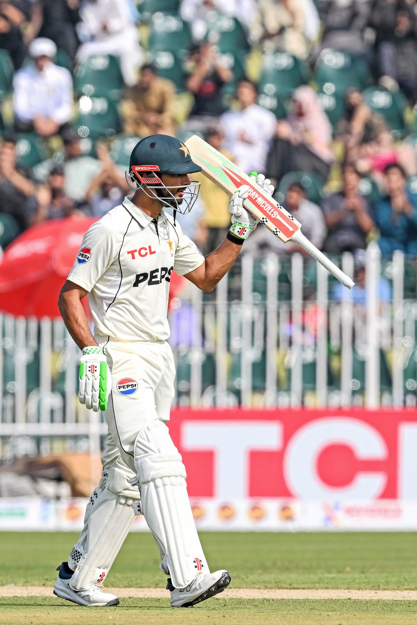 Shan Masood got to his half-century after lunch, batting milestone cricket hd pics