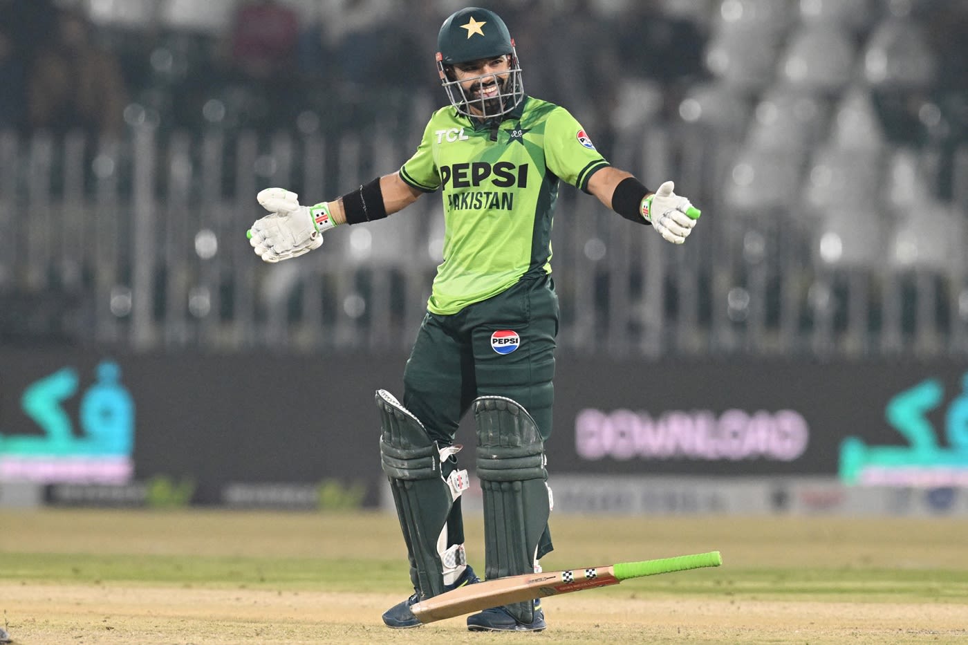 Mohammad Rizwan celebrates his fifty, batting celebration cricket photo