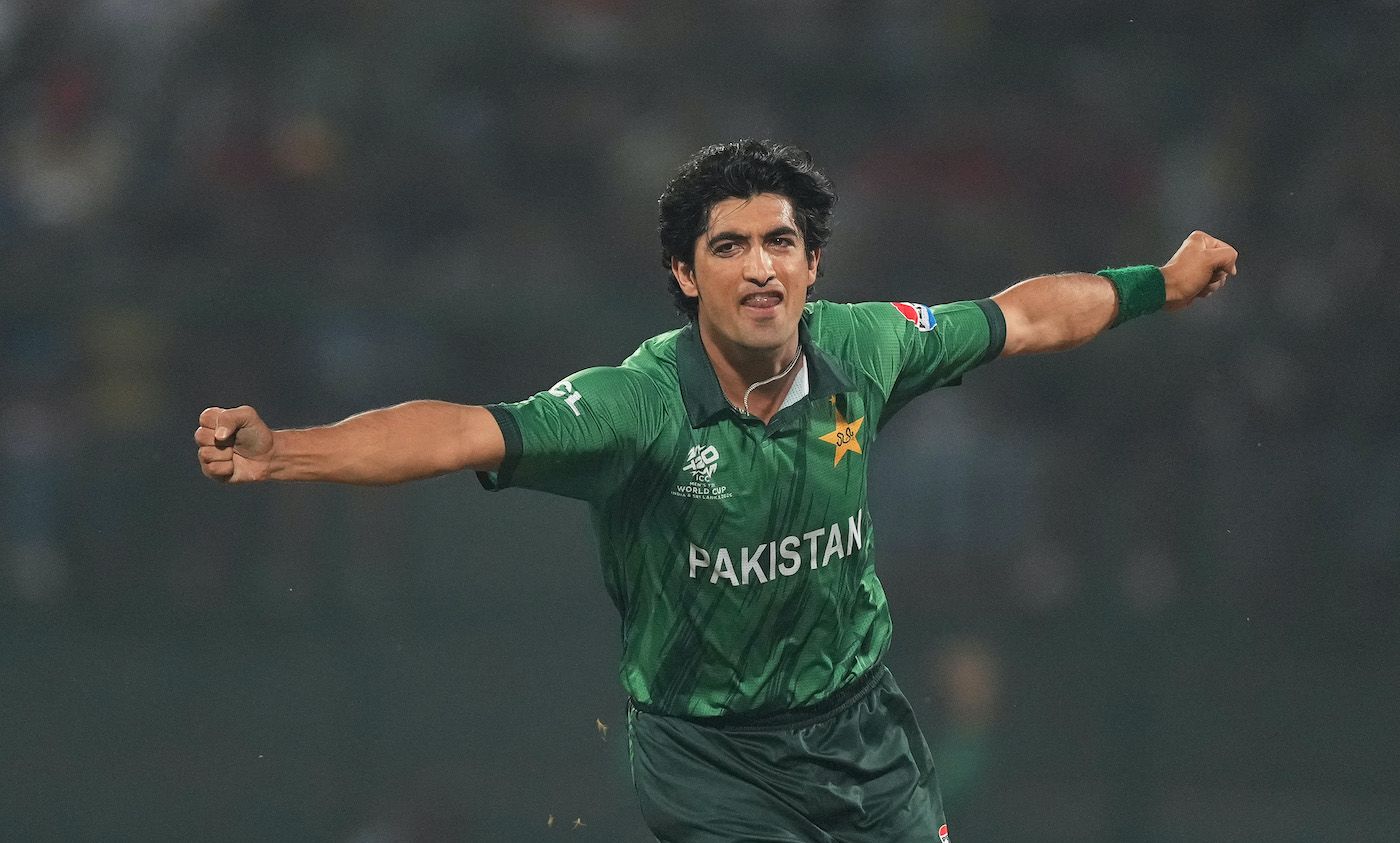 Naseem Shah's back-of-hand slower ball dismissed Pathum Nissanka, cricket bowling hd pics