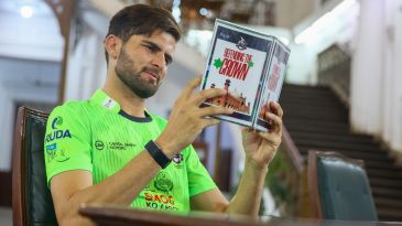 Lahore Qalandars Penalize Afridi for Breaching Team Security Rules Lahore Qalandars Penalize Afridi for Breaching Team Security Rules