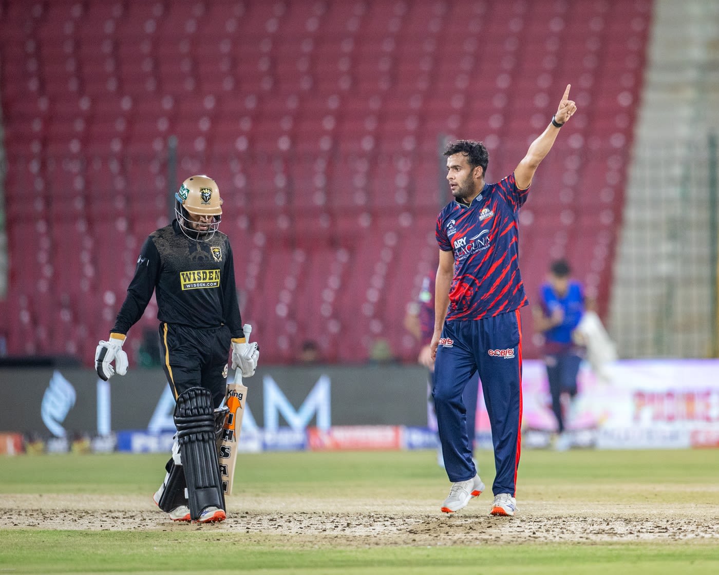 Abbas Afridi shows Usman Khan the way during match, cricket hd pics