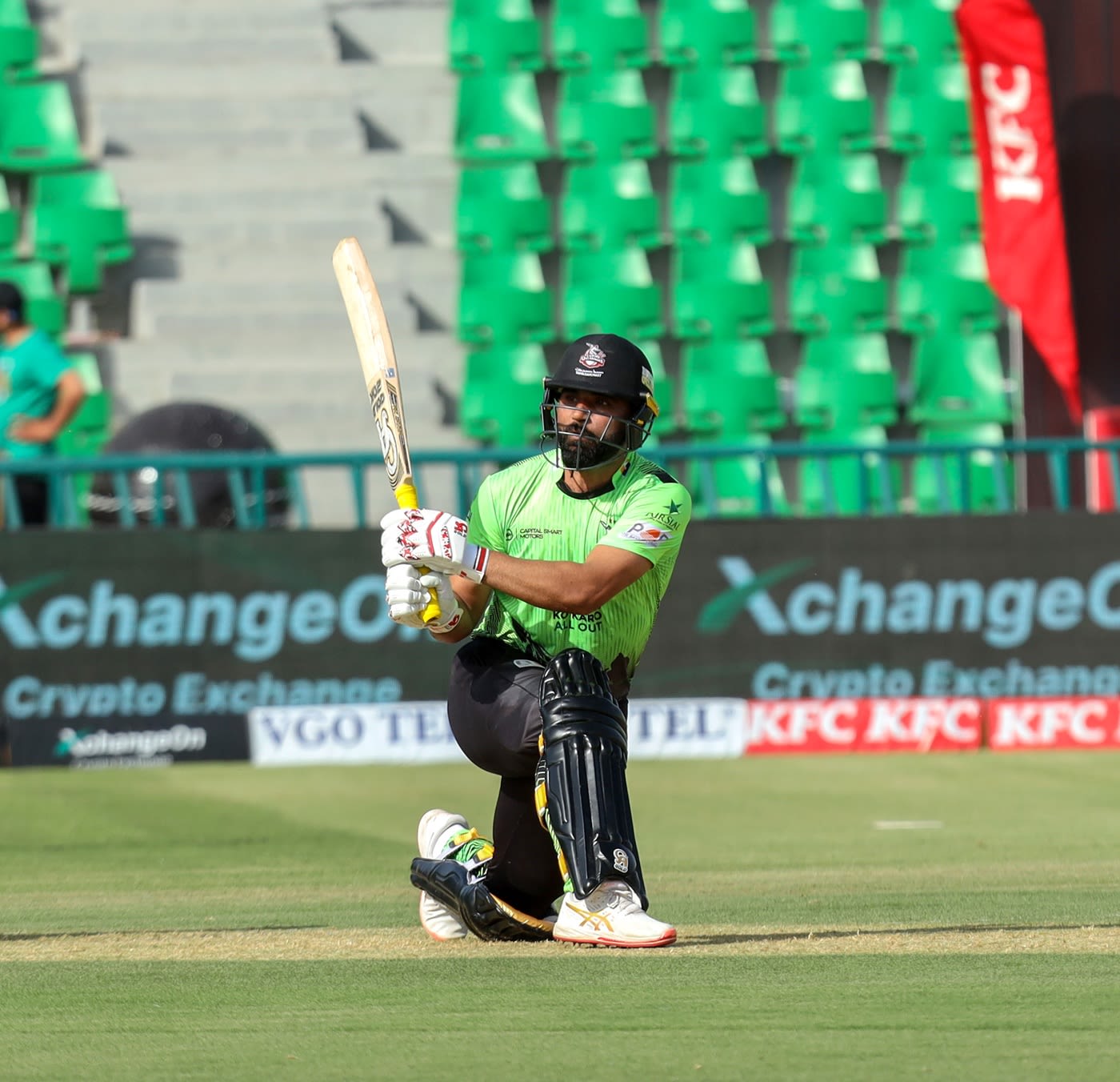 Fakhar Zaman continued his good form while batting, cricket player photo