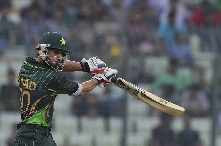 Saad Nasim shapes to play a cut