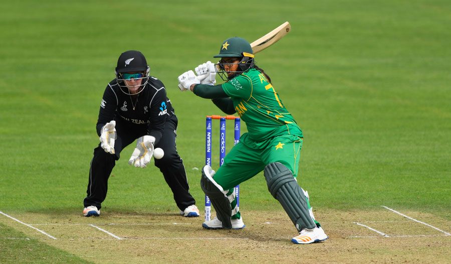 Ayesha Zafar reaches out to connect with a cut shot