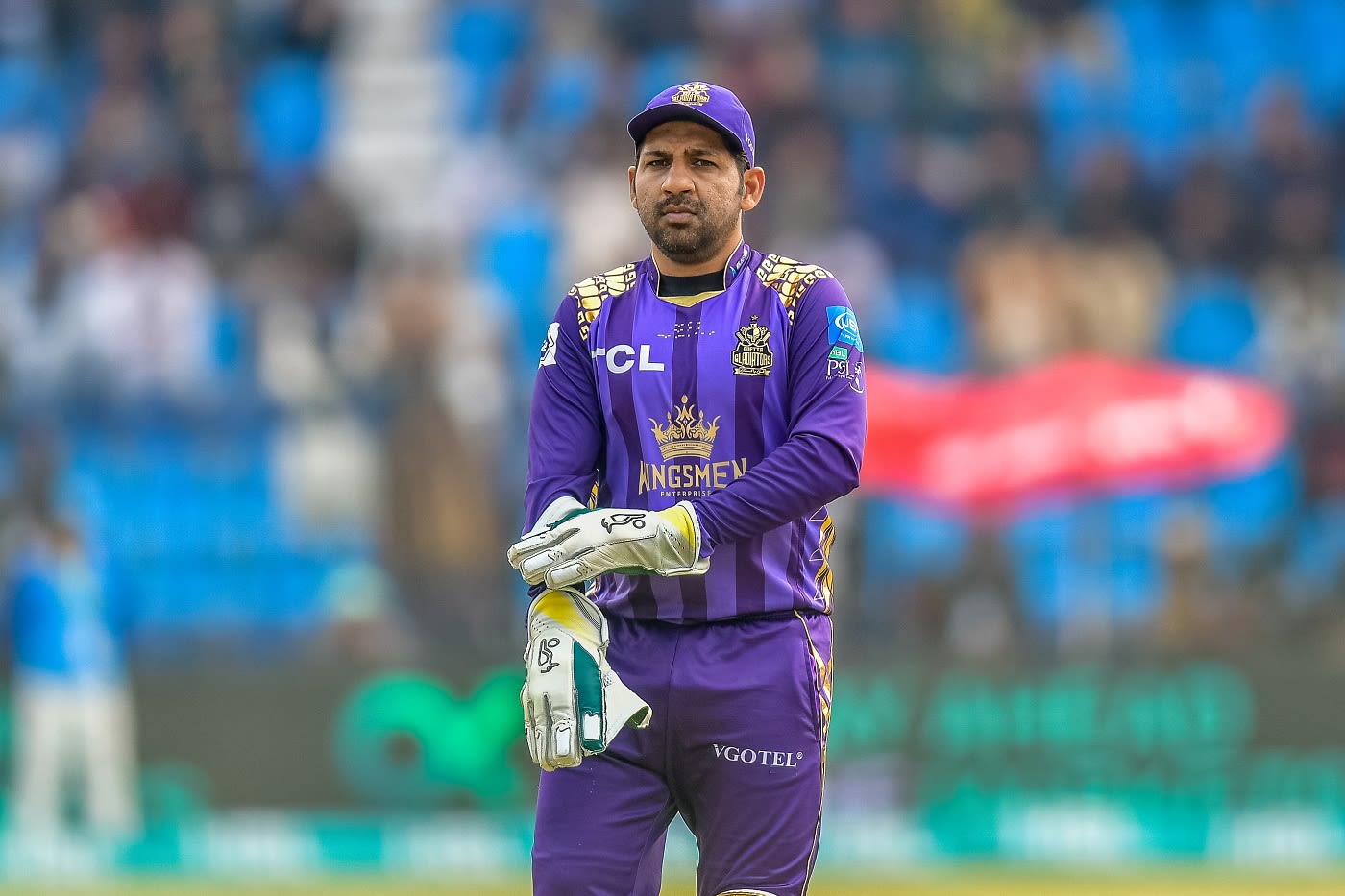 Sarfaraz Ahmed had to leave the field after a concussion