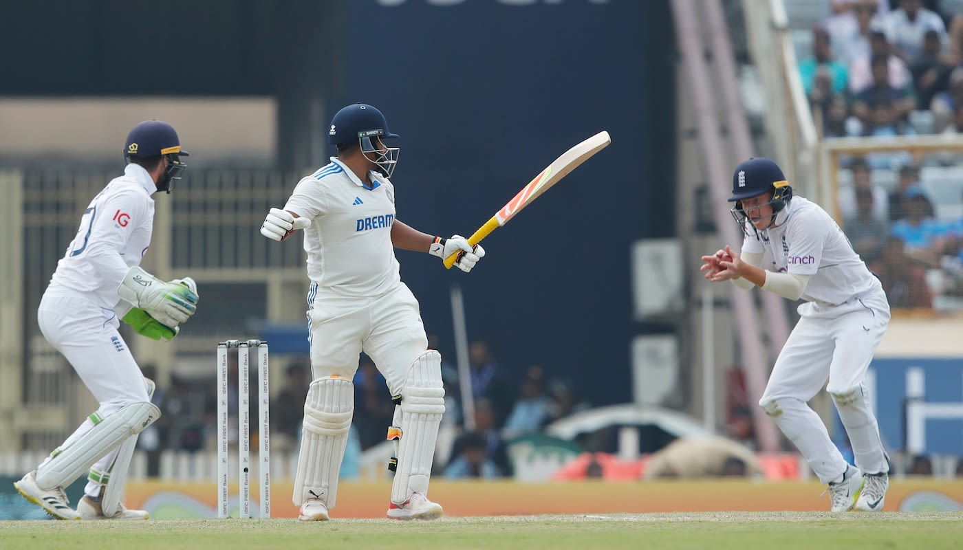 Sarfaraz Khan fell first ball, nicking Shoaib Bashir to Ollie Pope
