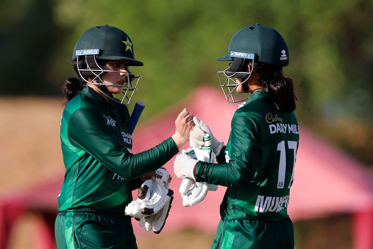 Gull Feroza and Muneeba Ali steered Pakistan home with an unbroken stand of 107