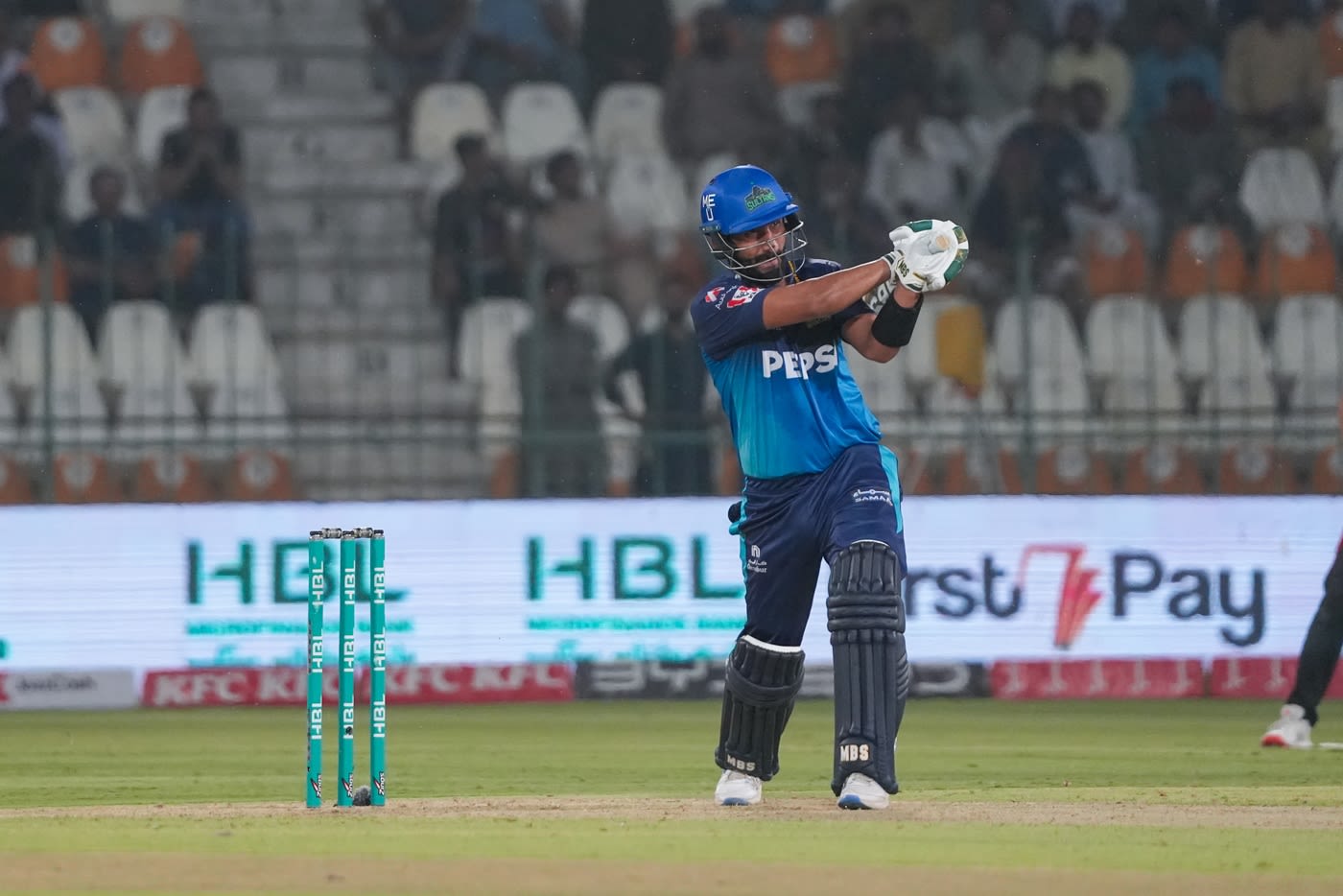Yasir Khan was severe on Zaman Khan in the powerplay