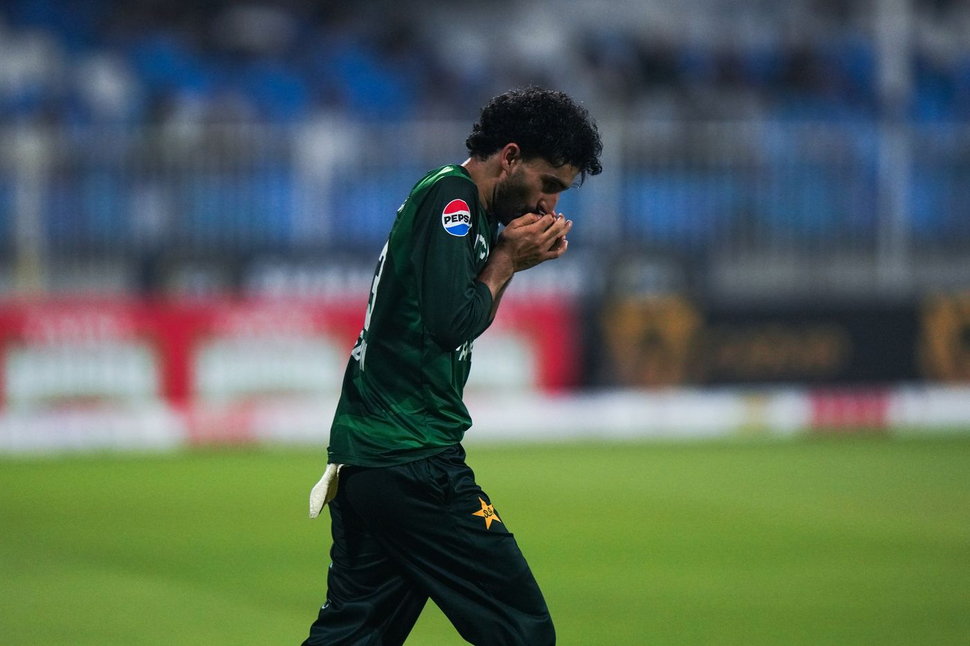 Sufiyan Muqeem completes a catch