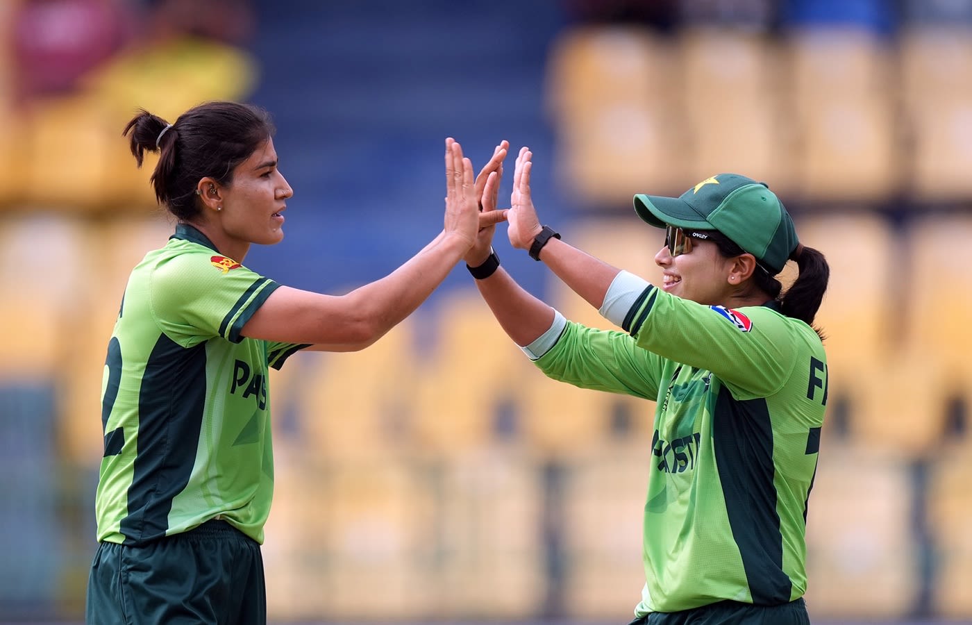Diana Baig and Fatima Sana both picked up early wickets